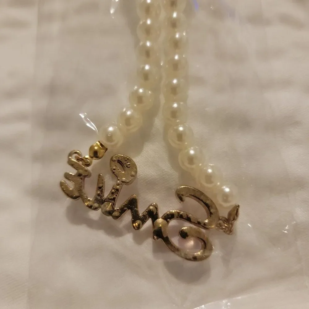 Womens Pink Smile Pendant White Pearl Necklace